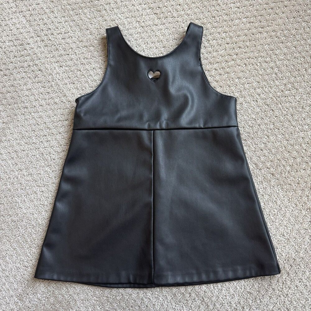 Zara Toddler Girl Black Heart Cut Out Pinafore Dress 18-24 Months Fall Goth